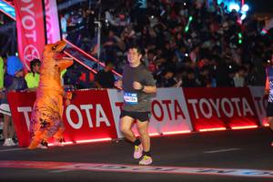 BIB: 10203, 200, 90177
                            <button type="button" onclick="openModal(23179692)" class="btn btn-primary btn-sm float-right btn-popup" data-toggle="modal" data-target=".modal-high-quality">
                        <i class="fas fa-shopping-cart"></i> Add to Cart
                    </button>
                                            <button type="button" onclick="isThisMe(23179692, true)" class="btn btn-success btn-sm float-right btn-popup btn-isme hidden" data-toggle="tooltip" data-placement="bottom" title="นี่คือรูปของคุณใช่ไหม คลิกที่นี่เพื่อเอาเข้าอัลบั้ม">
                        <i class="fas fa-plus"></i> Add to album
                    </button>
                    <button type="button" onclick="isThisMe(23179692, false)" class="btn btn-warning btn-sm float-right btn-popup btn-isnotme hidden">
                        <i class="fas fa-ban"></i> Remove from album
                    </button>